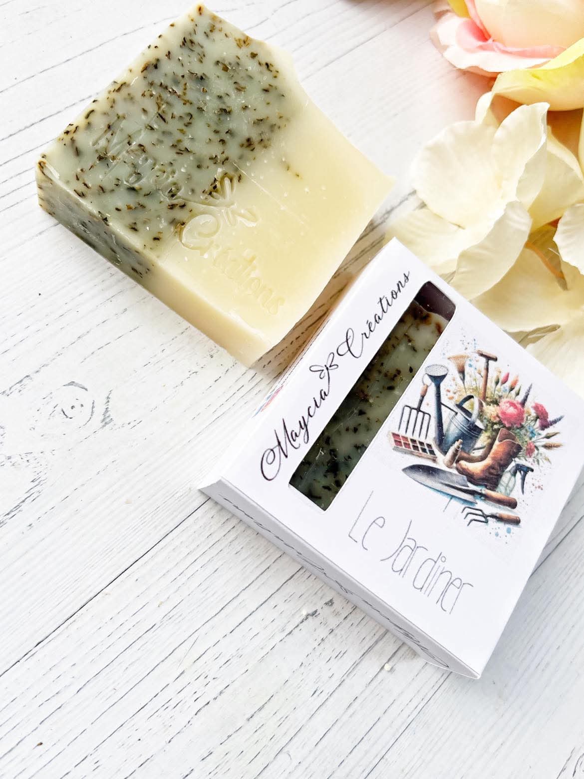 Savon Exfoliant à la Menthe Fait Main - Pour les Mains Sale – Image 7